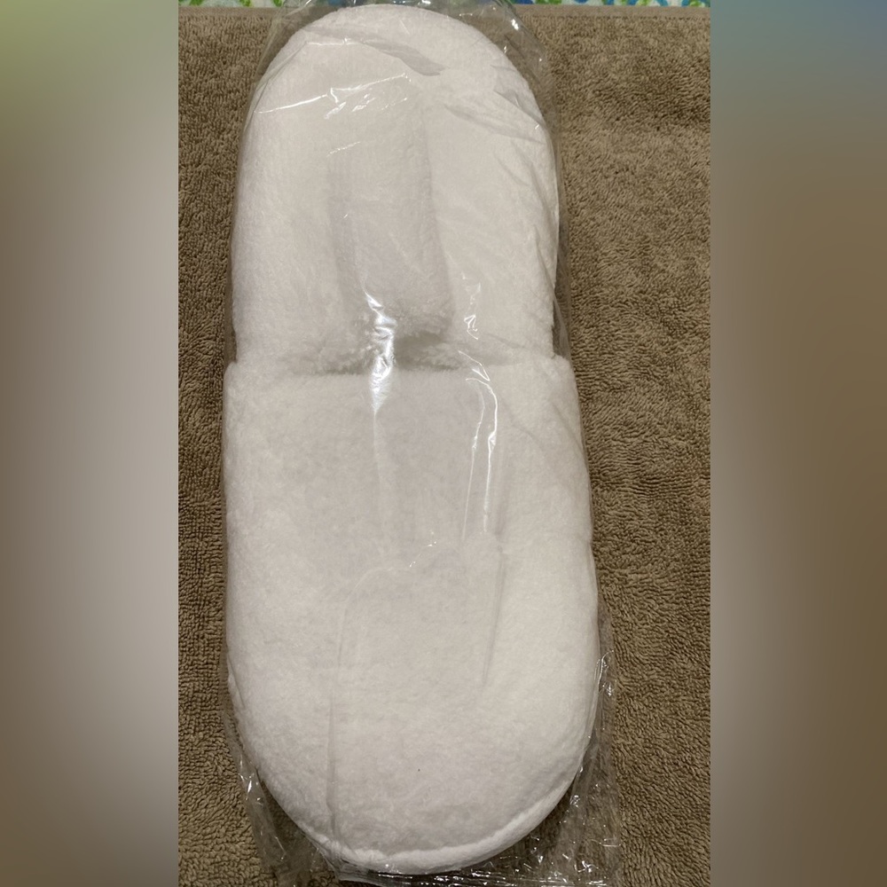 Soft white slipper pool side travel sleeping slippers washable